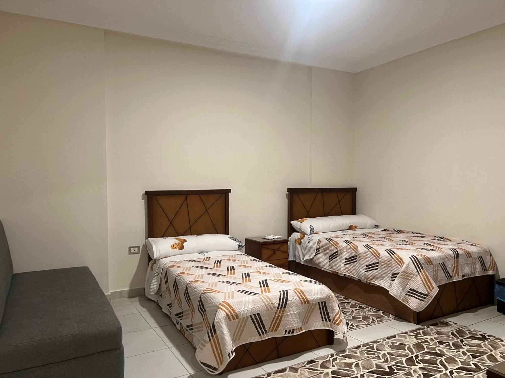Luxury Apartments Beside Mall Of Arabia And Dar Al-Fouad Hospital - Families Only- No Alcoholic Beverages 6th of October City Eksteriør billede