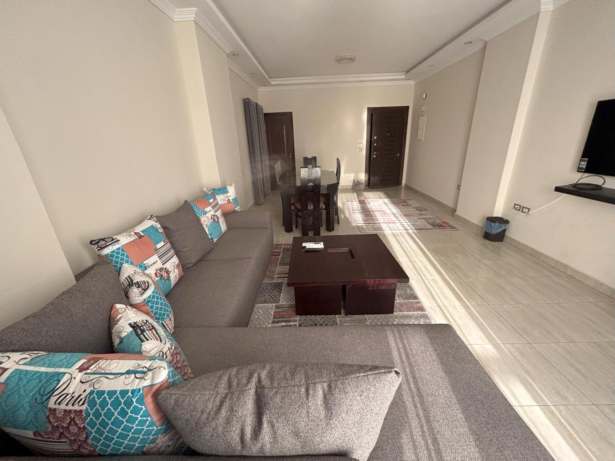Luxury Apartments Beside Mall Of Arabia And Dar Al-Fouad Hospital - Families Only- No Alcoholic Beverages 6th of October City Eksteriør billede