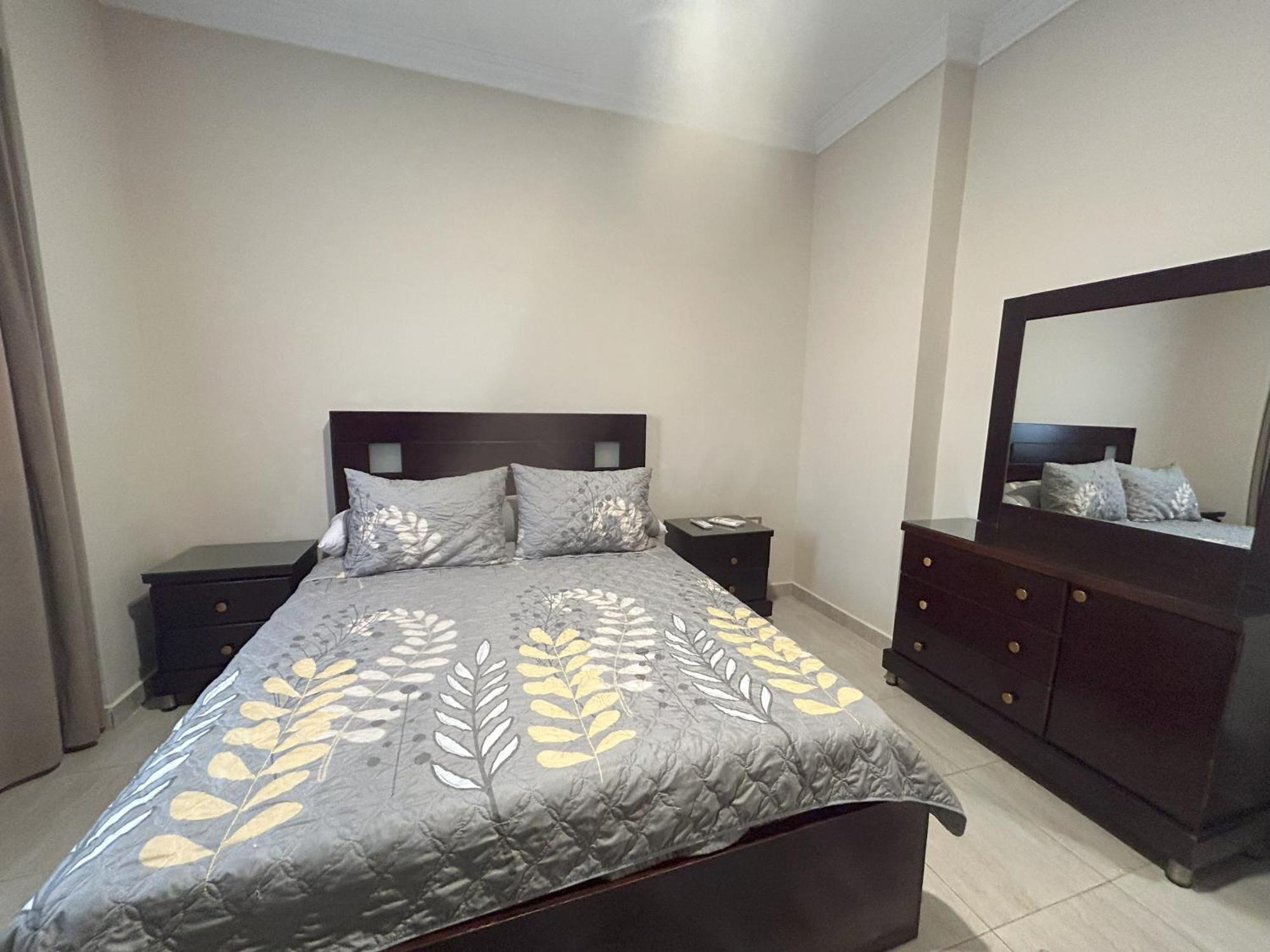 Luxury Apartments Beside Mall Of Arabia And Dar Al-Fouad Hospital - Families Only- No Alcoholic Beverages 6th of October City Eksteriør billede